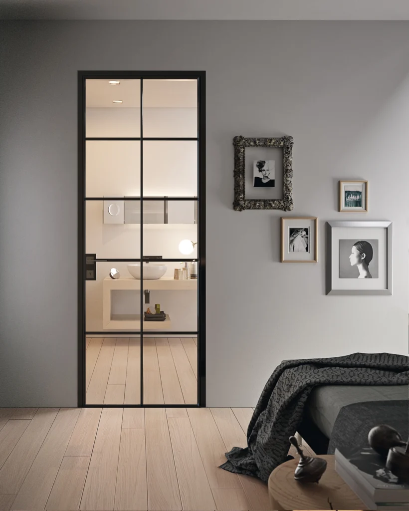 schwarze lofttüren mit kreuzsprossen und glas